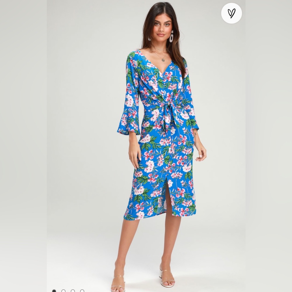 Lulus floral dress 🌸